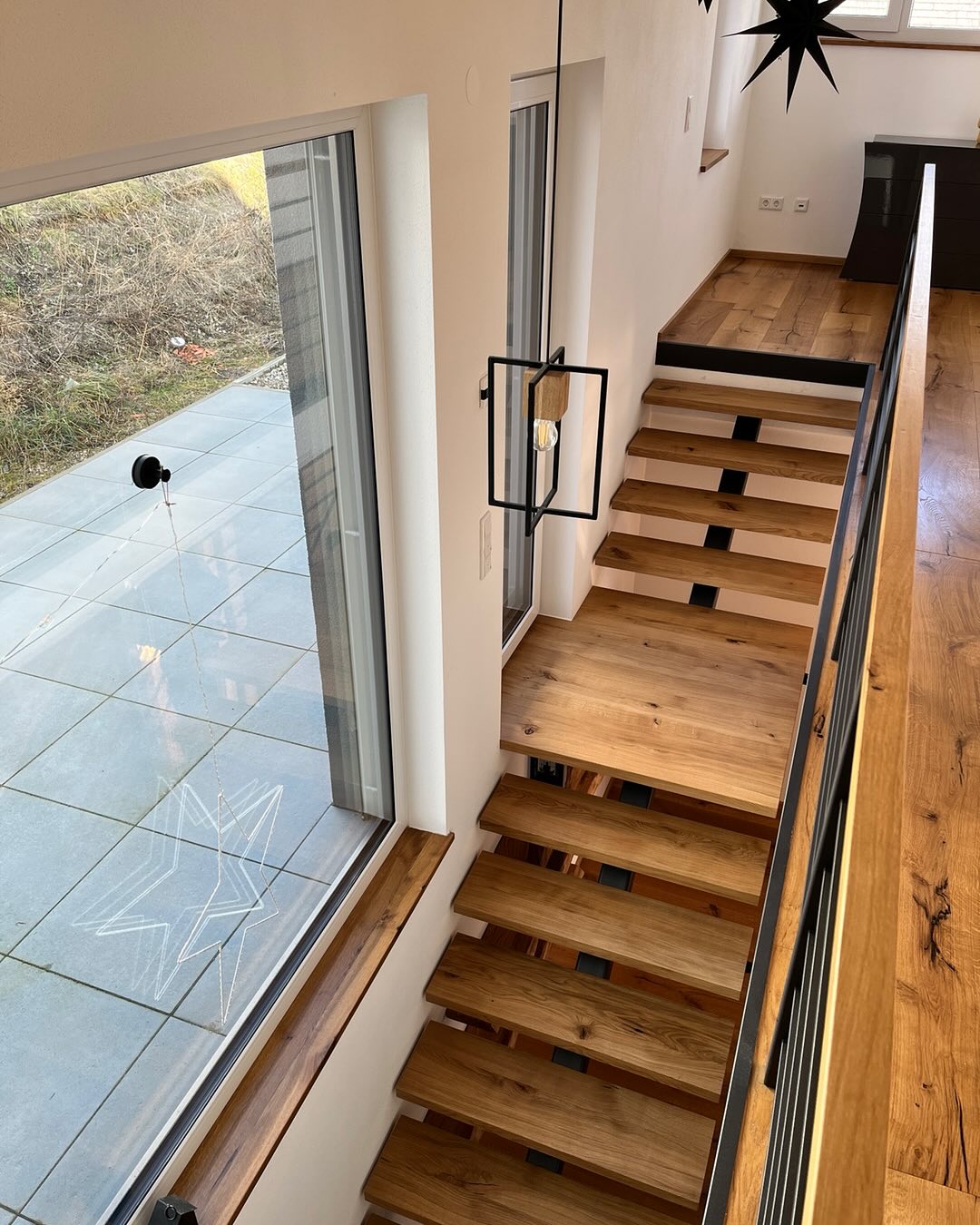 Freitragende Treppe aus Eiche